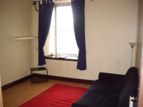 1 bedroom Flat to re...